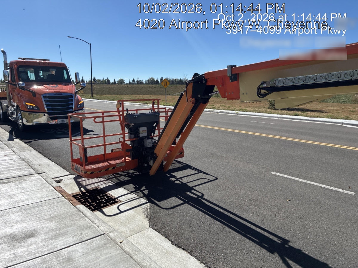 2022 JLG 860SJ