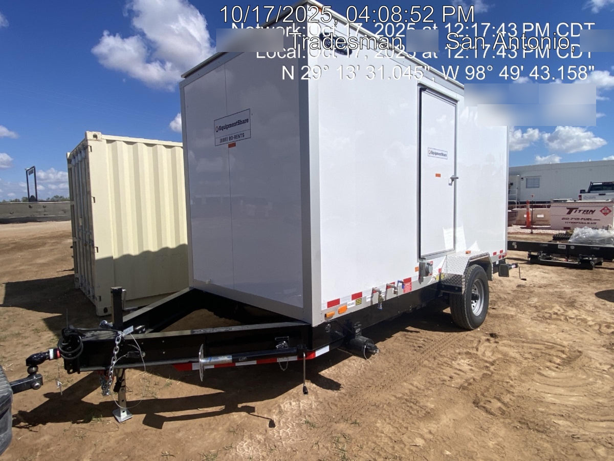 2025 NATIONAL RESTROOM TRAILERS NRT4MDS