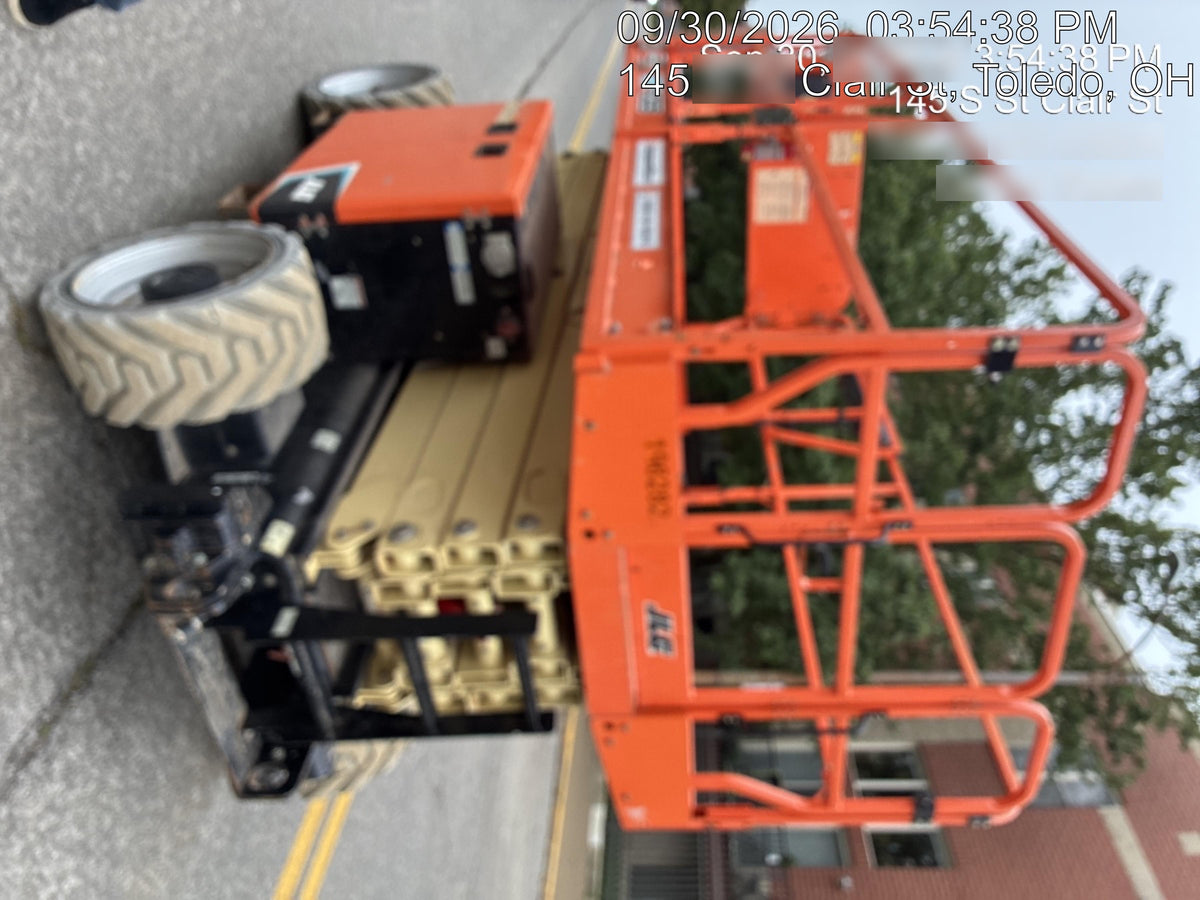 2021 JLG ERT4069