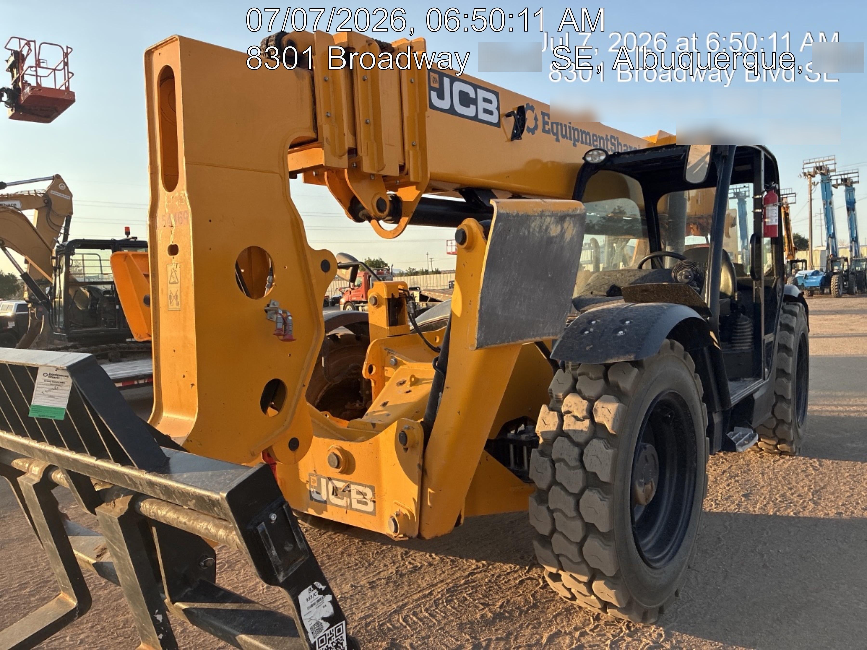2025 JCB 512-56