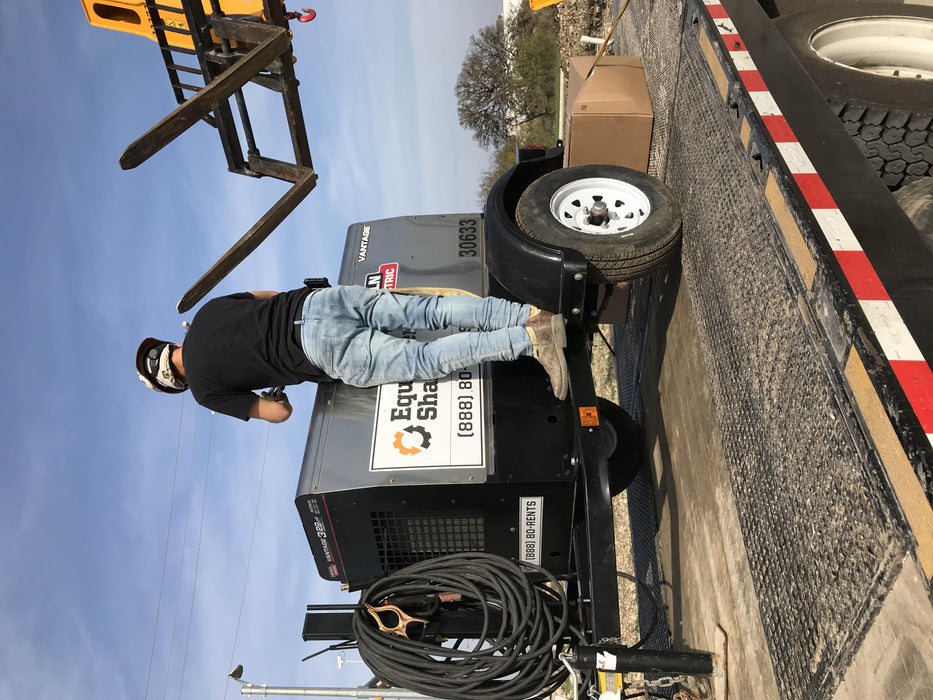 2019 Lincoln Electric Vantage 322 Welder Ready-Pak 3, Two wheel trailer, Fender and Light kit, Cable Rack