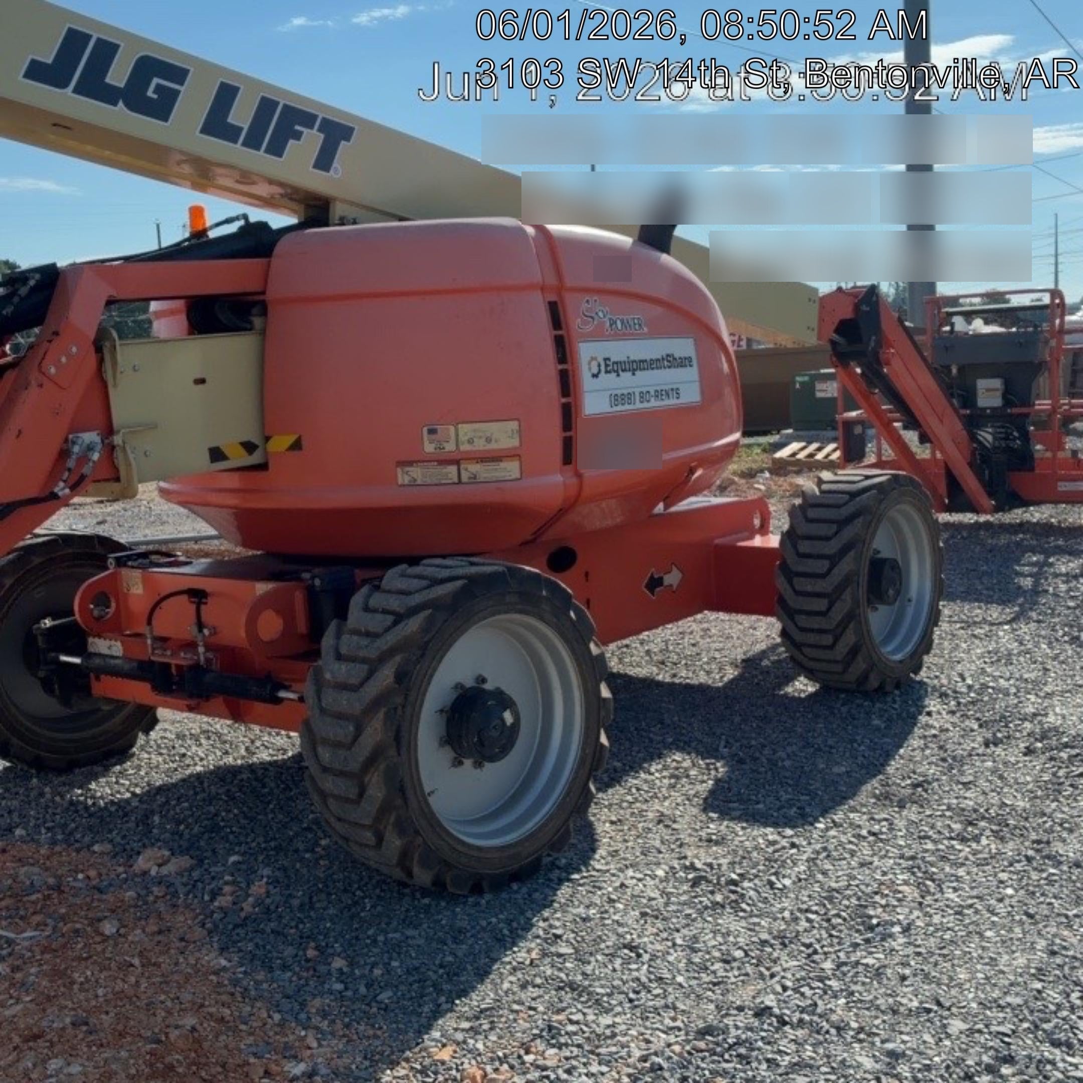 2019 JLG 600AJ