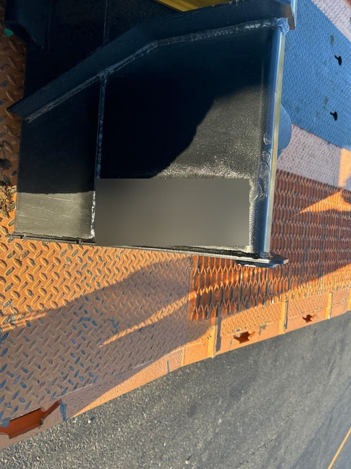 2025 JOHN DEERE 72" Skid Loader Bucket - John Deere C72