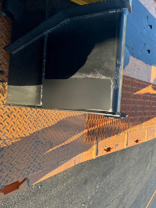 2025 JOHN DEERE 72" Skid Loader Bucket - John Deere C72