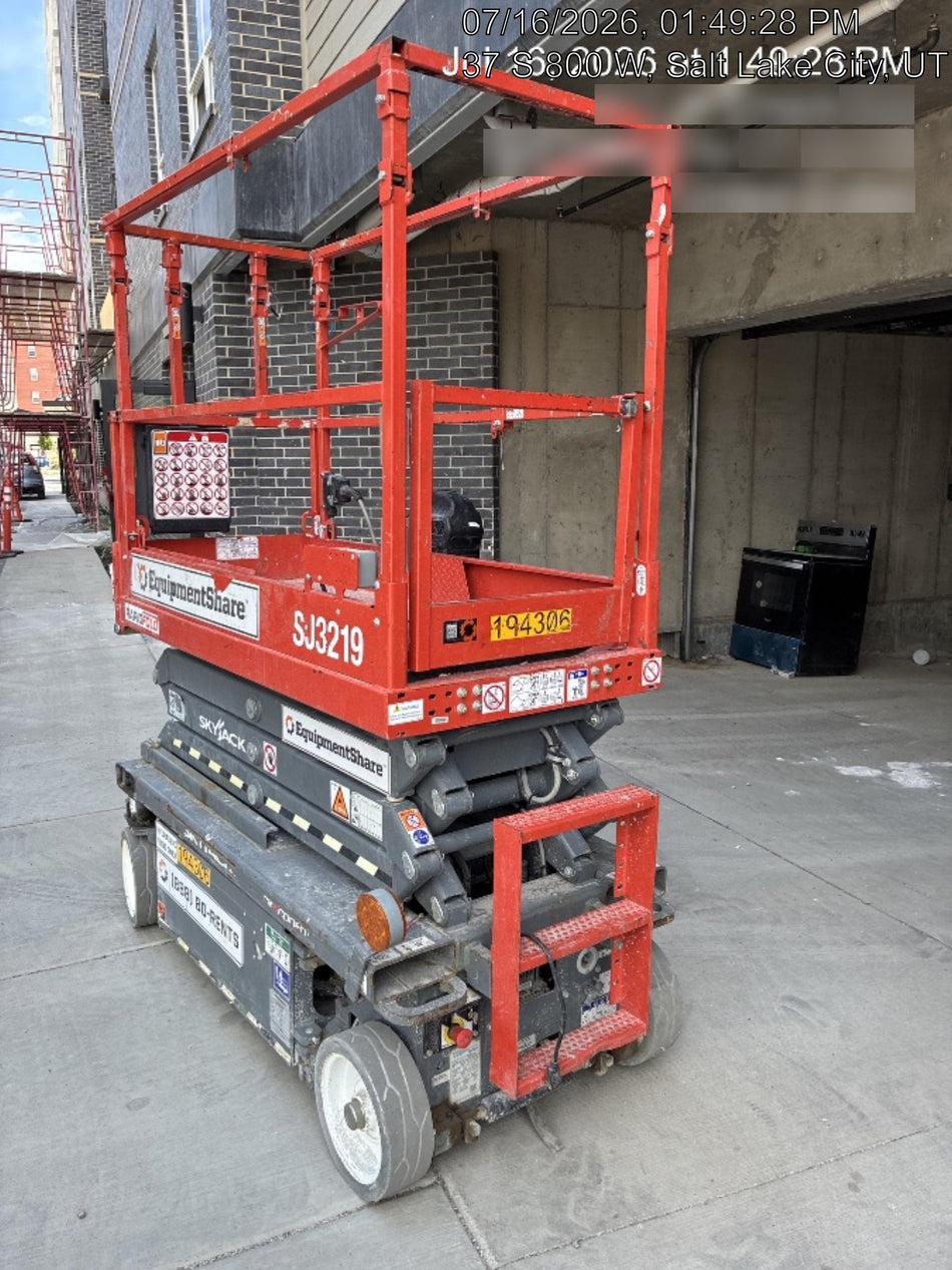 2021 SKYJACK SJ3219