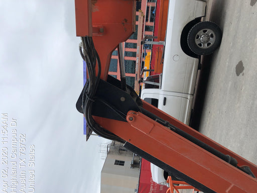 2017 JLG 660SJ
