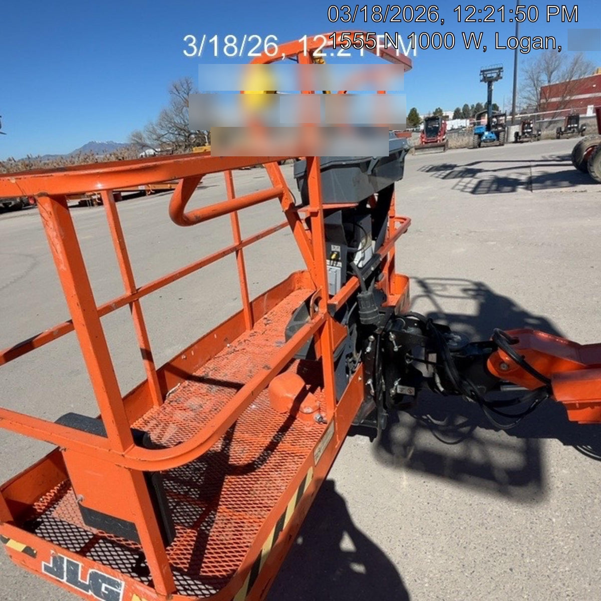 2021 JLG 400S