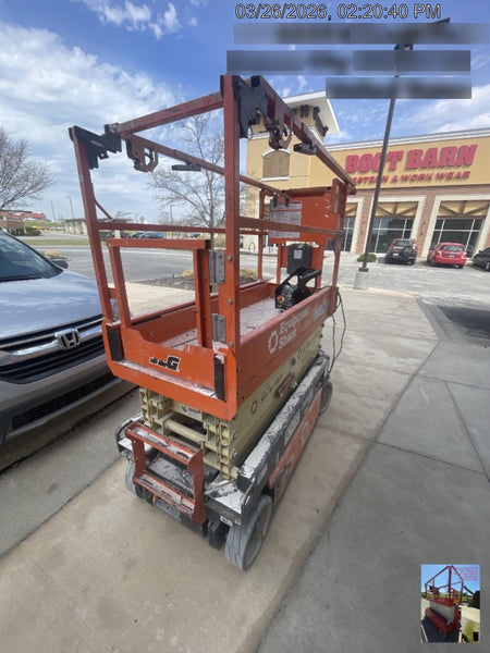 2023 JLG ES1932