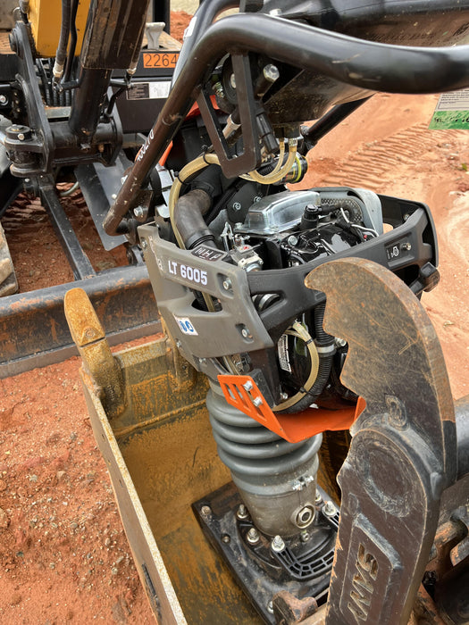 2024 HUSQVARNA LT6005