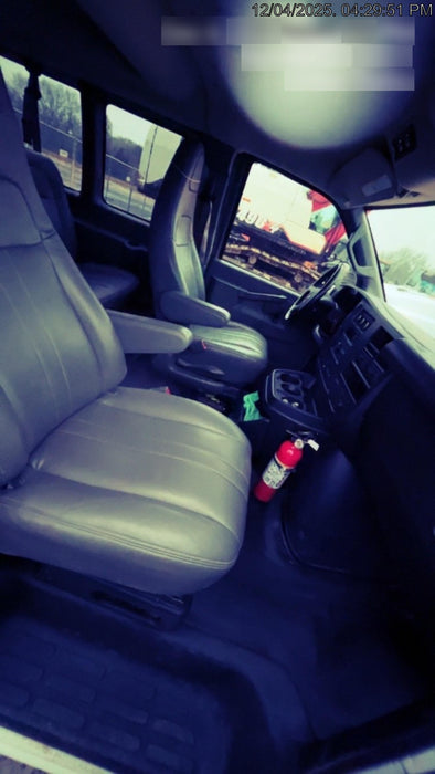 2023 CHEVROLET Express Van - Rental