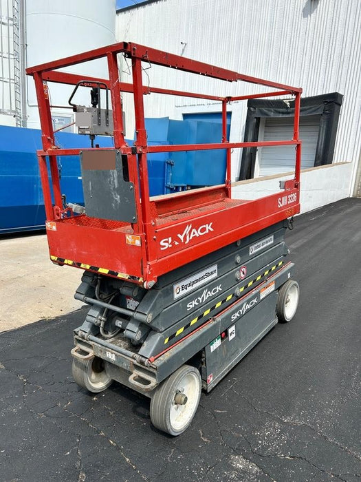 2017 Skyjack SJIII-3226 Standard Rental Specs