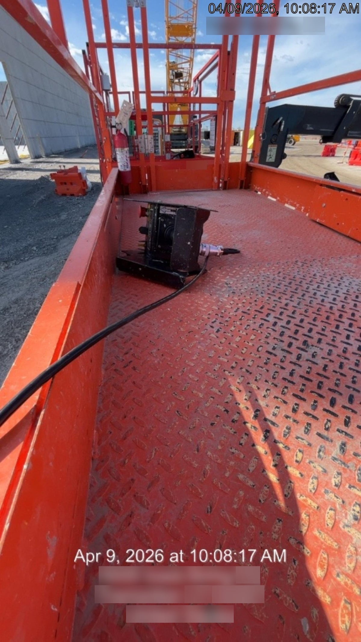 2023 JLG R4045