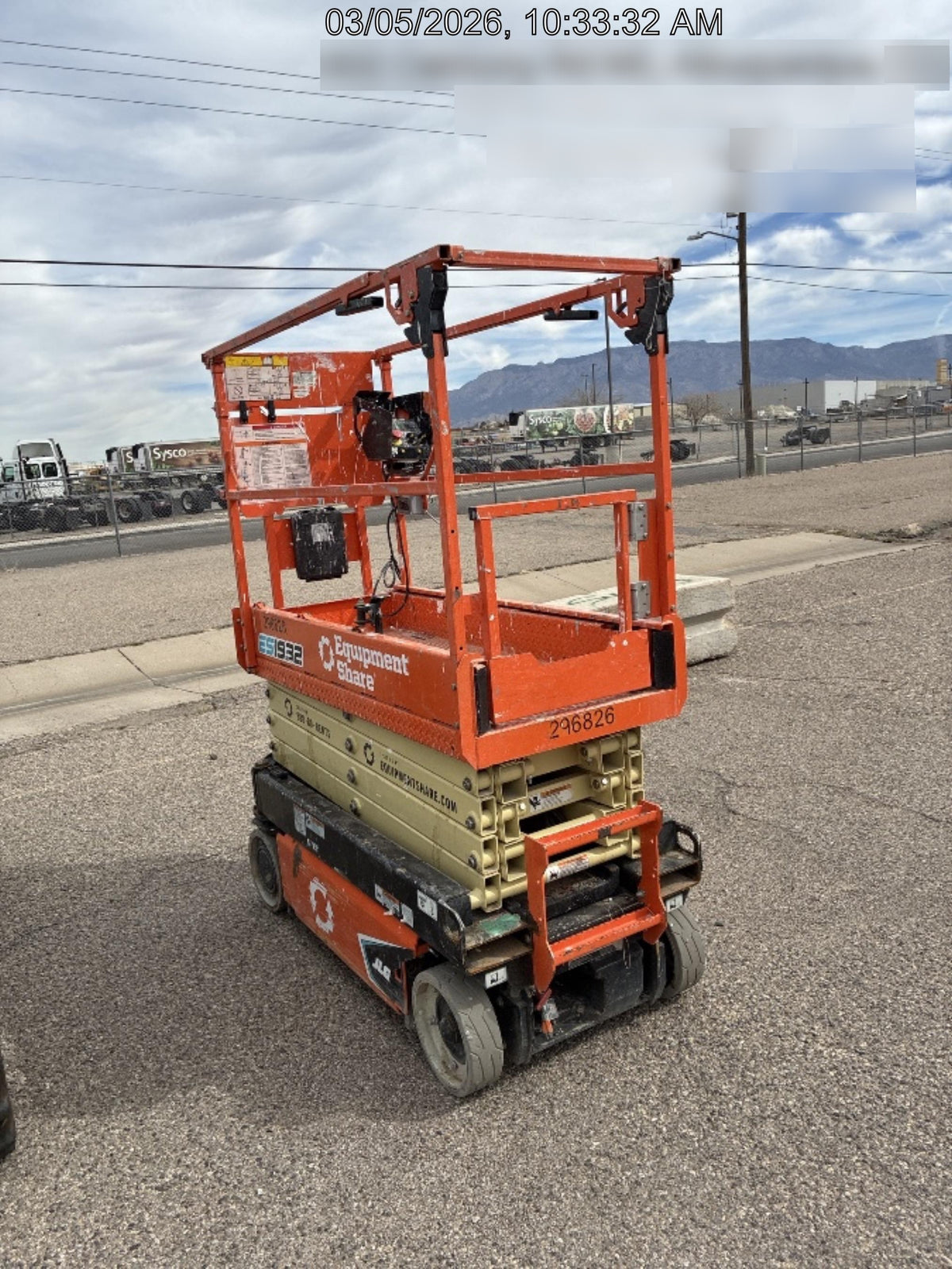 2023 JLG ES1932