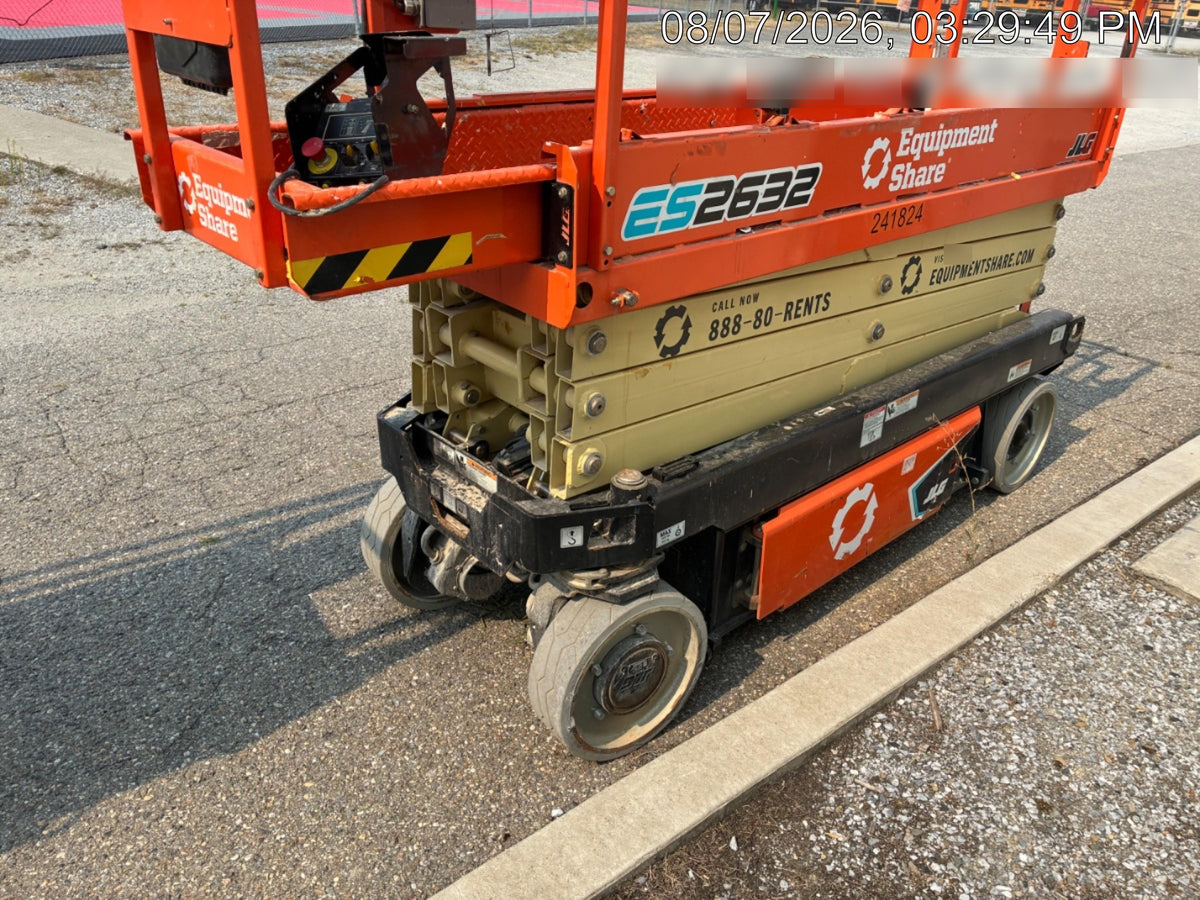 2022 JLG ES2632
