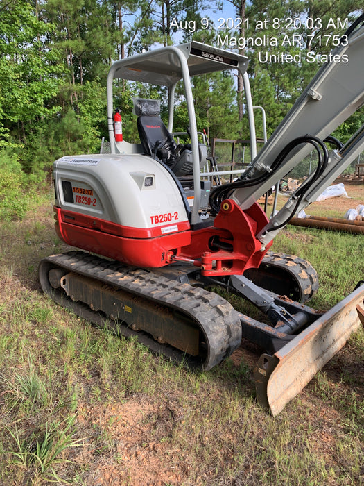 2021 TAKEUCHI TB250-2
