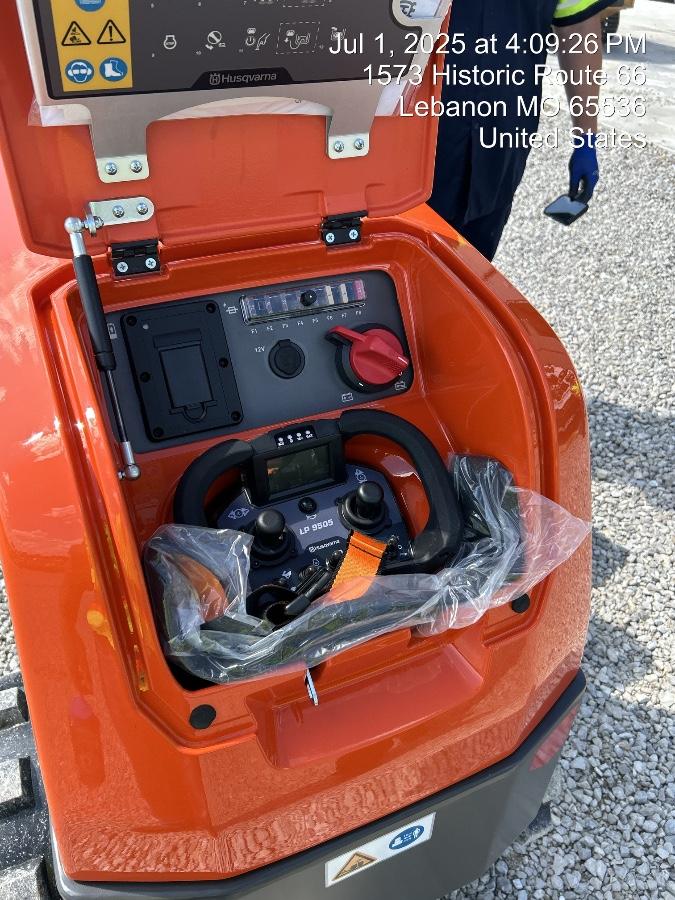 2025 HUSQVARNA LP9505