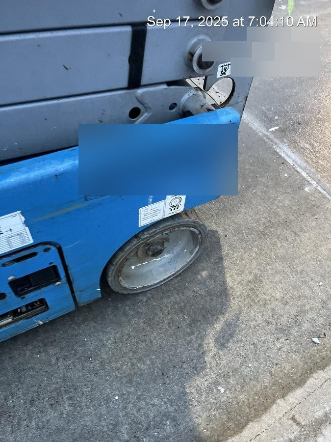 2019 Genie GS-1930 Fixed rails with chain Entry