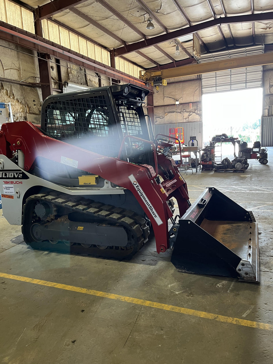2023 TAKEUCHI TL10V2-CR
