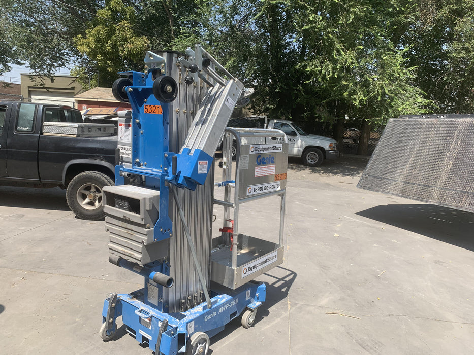 2019 GENIE AWP-30S