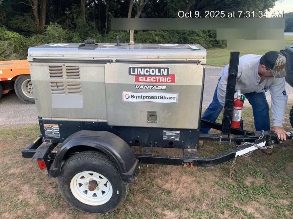 2019 Lincoln Electric Vantage 322 Ready-Pak 3, Two Wheel Trailer, Fender and Light Kit, Cable Rack