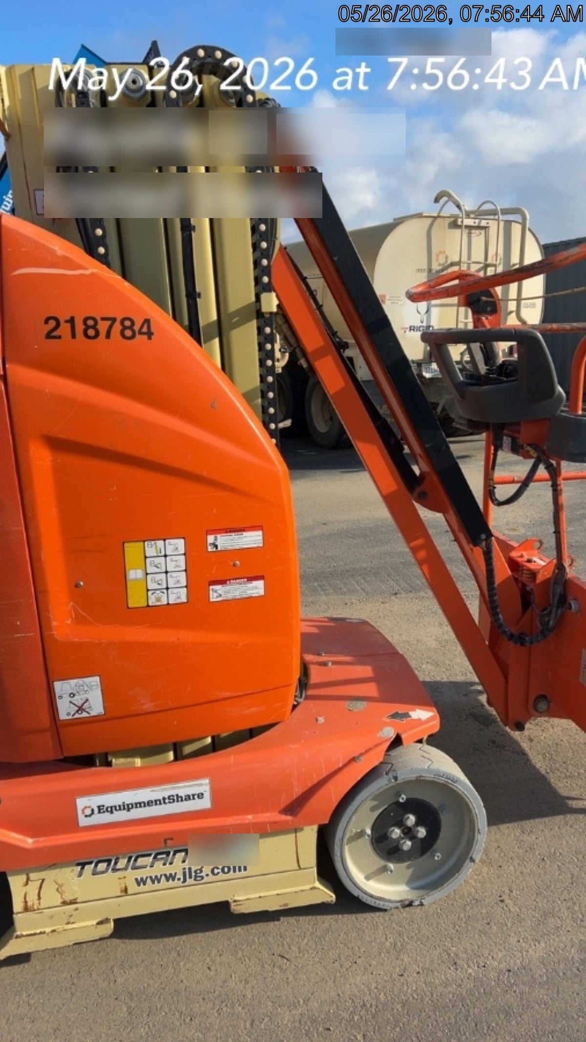2022 JLG 26E