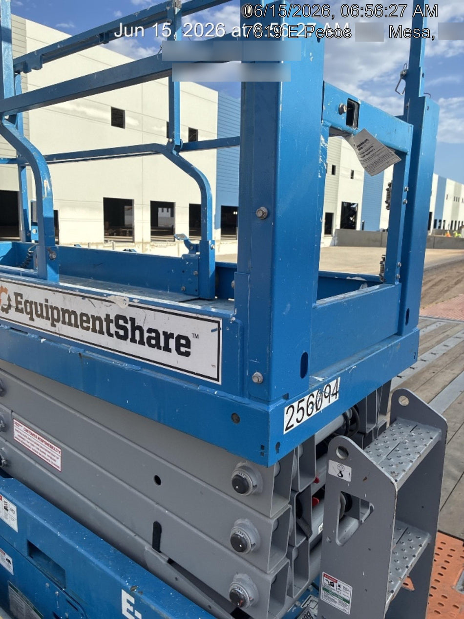 2022 GENIE GS-2632