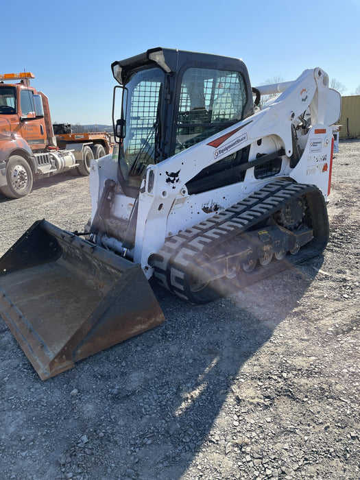 2021 BOBCAT T740