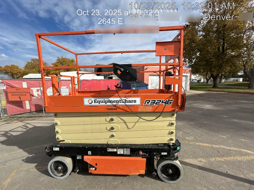 2021 JLG R3246