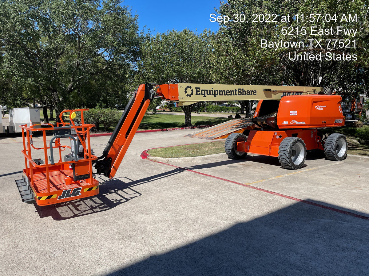 2022 JLG 660SJ