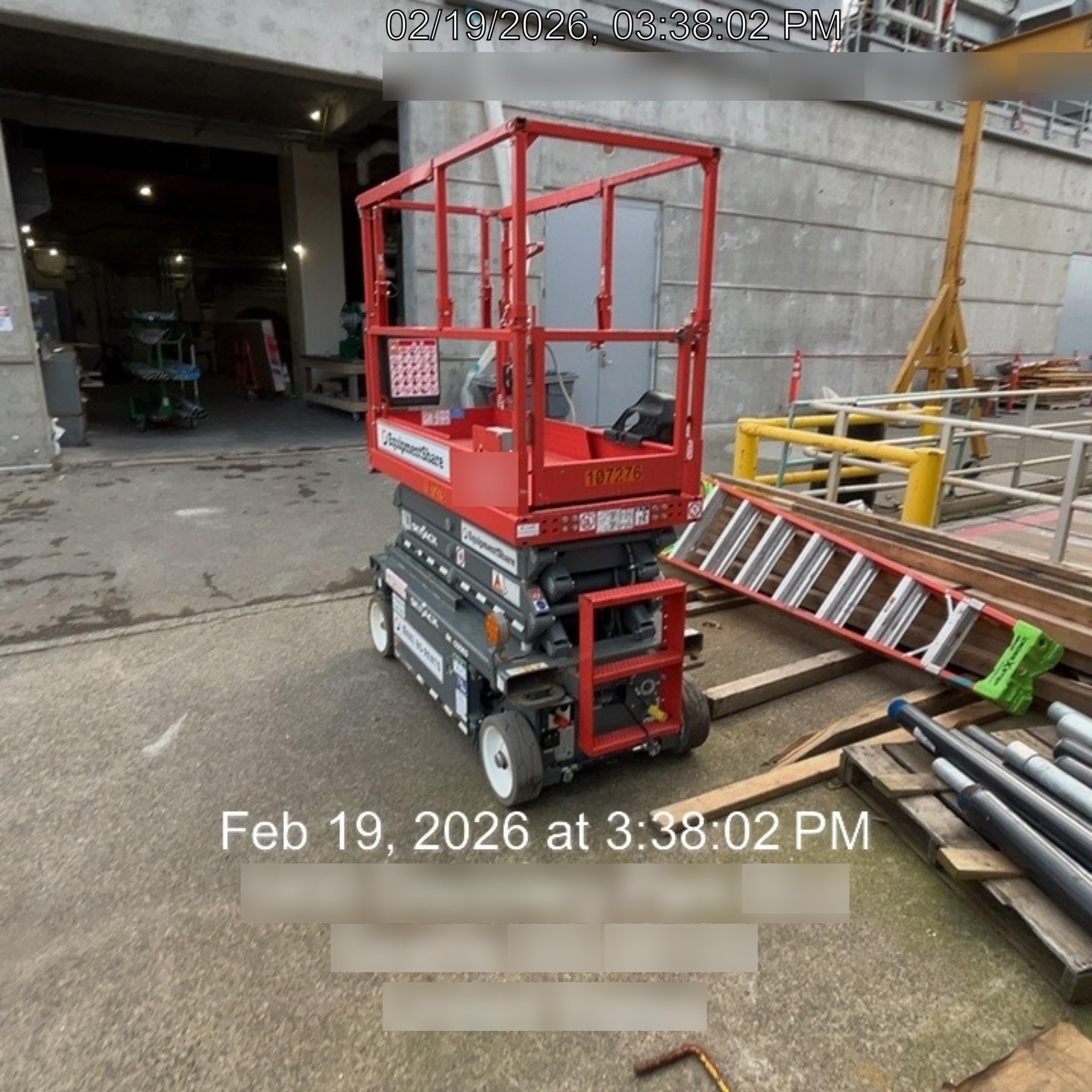 2020 Skyjack SJIII-3219 Solid NM Tires, Half height spring hinged entry gate, Dual Beacons, 800W Inverter