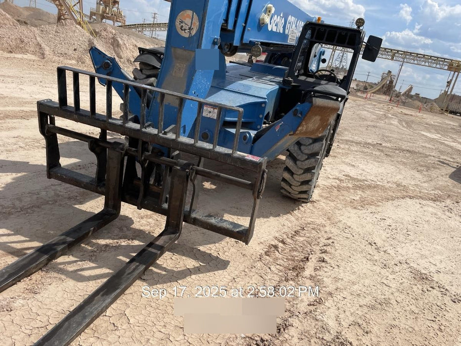 2018 GENIE GTH-1056