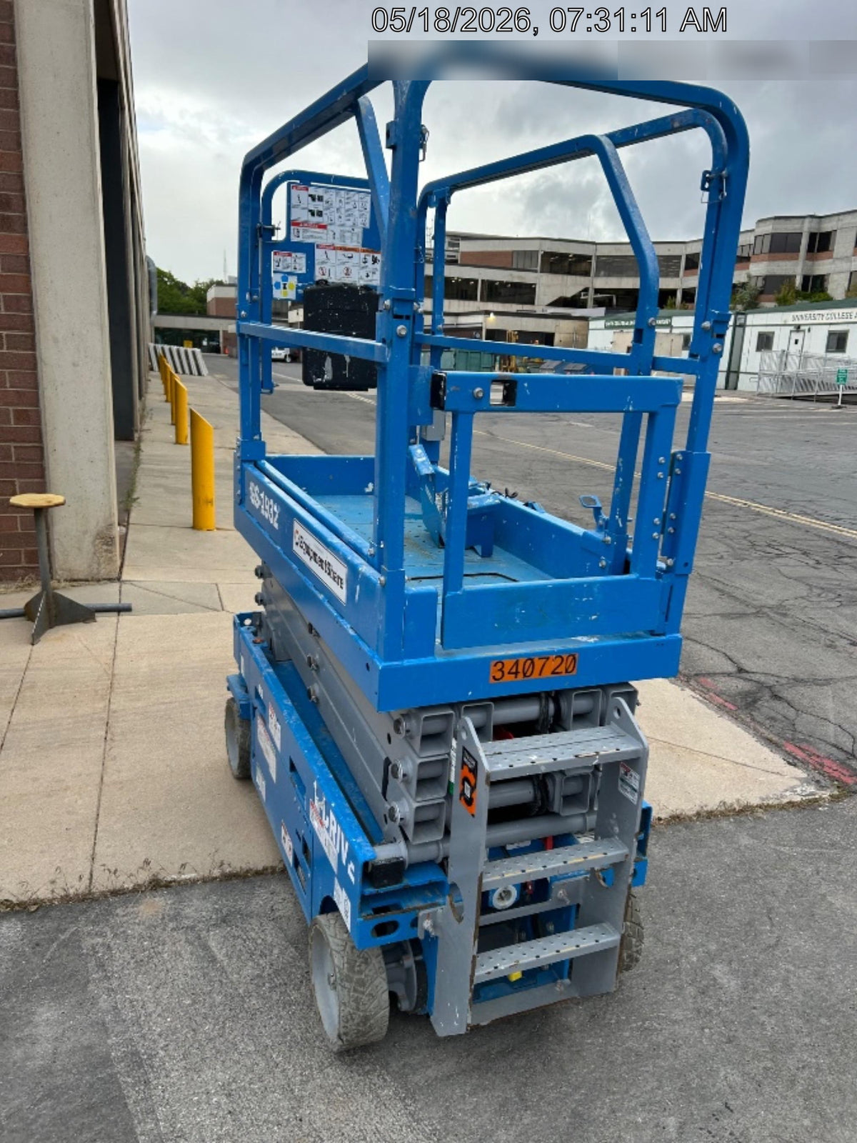 2023 GENIE GS-1932