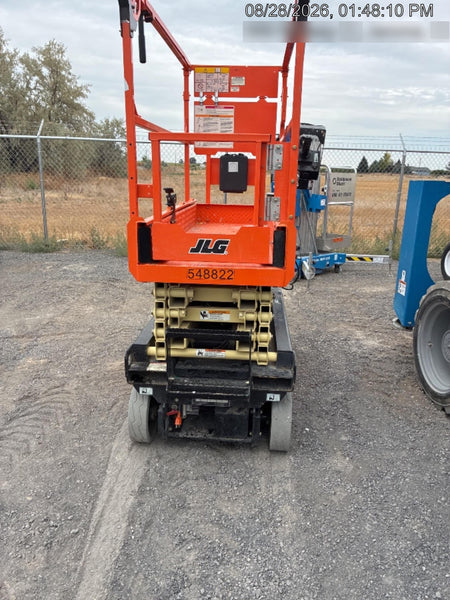 2025 JLG ES1932