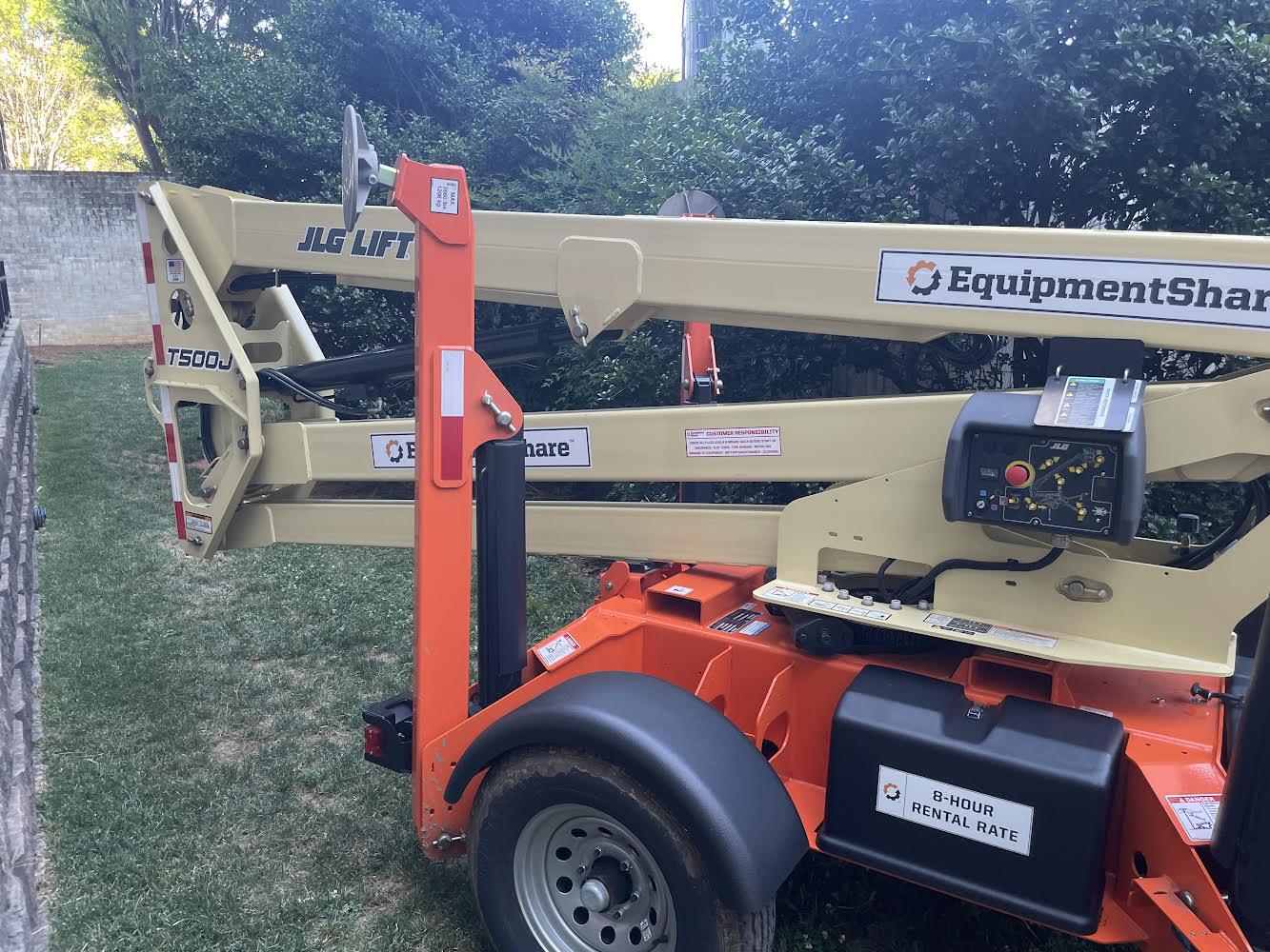 2022 JLG T500J