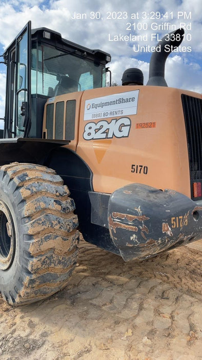 2018 Case 821G CLOSED CAB, 1 FUNCTION, JRB 418 STYLE HYD COUPLER