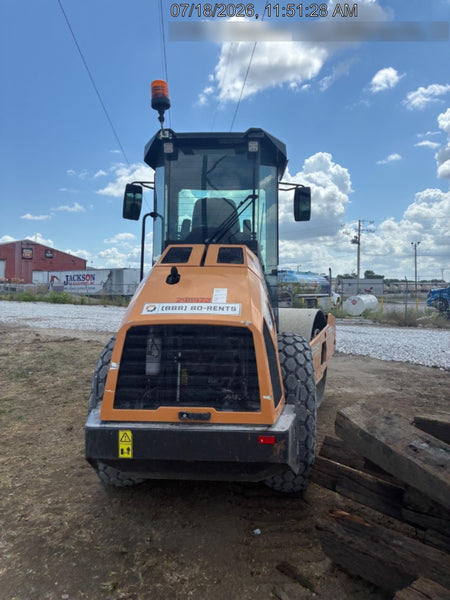 2023 CASE SV207E