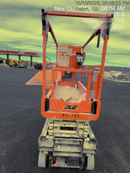 2024 JLG ES1932