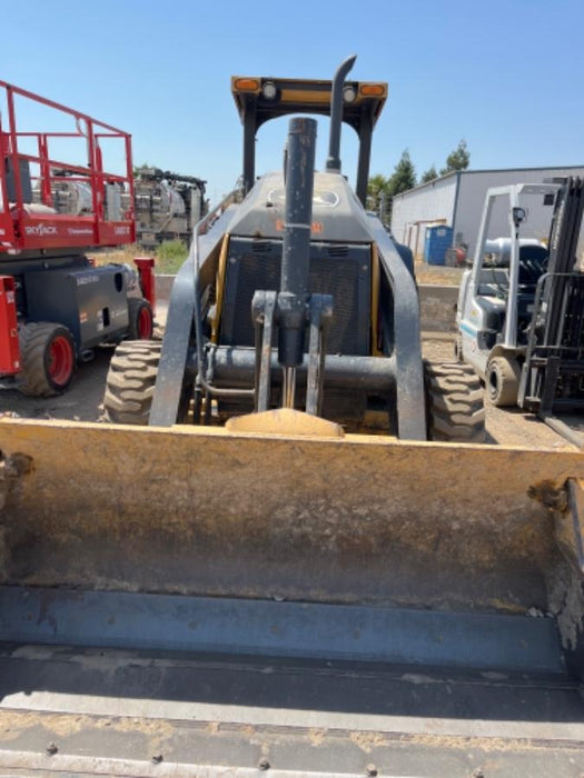 2020 John Deere 210LEP Canopy, 4WD, Second rear hydraulic cylinder, Light Package, Wheel weights