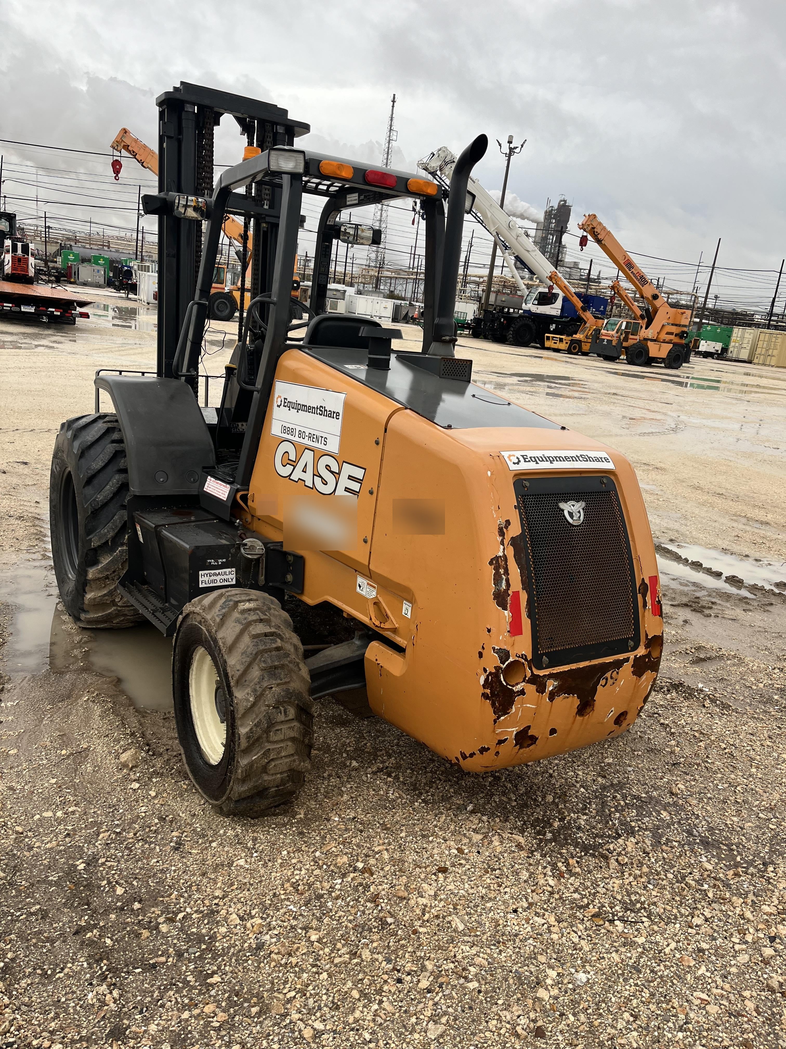 2018 CASE 588H