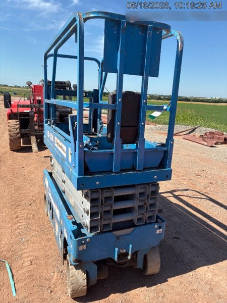 2020 Genie GS-1930 Solid Non Marking Tires, Beacon, Folding rails with half height swing gate