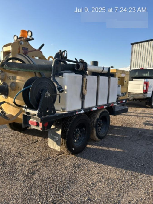 2021 VAC-TRON LP573XDT