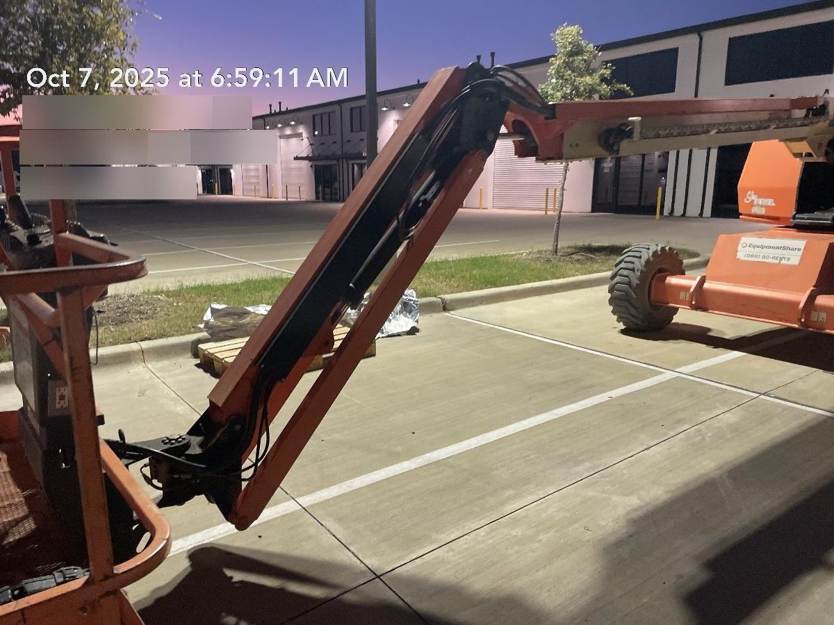 2020 JLG 460SJ
