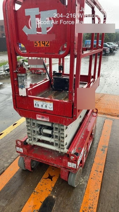 2017 MEC 1330SE 13' Scissor Lift w/2 Year Full Extended Warranty