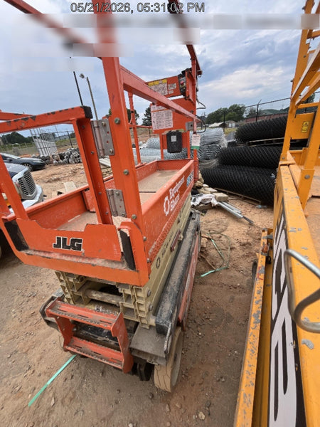 2023 JLG ES1932
