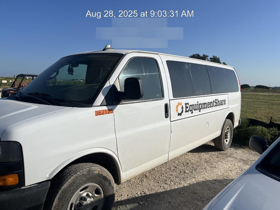 2023 CHEVROLET Express Van - Rental