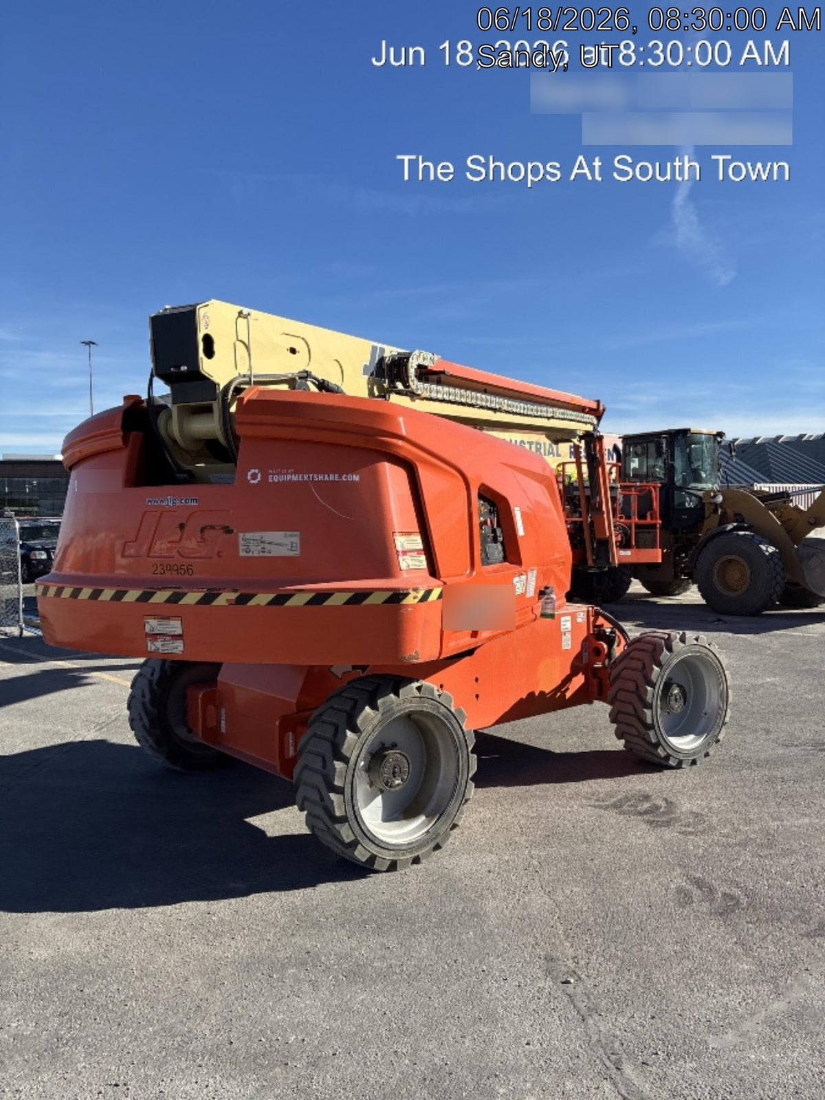 2022 JLG 660SJ