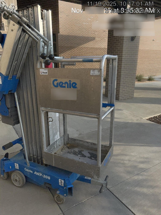 2020 GENIE AWP-30S