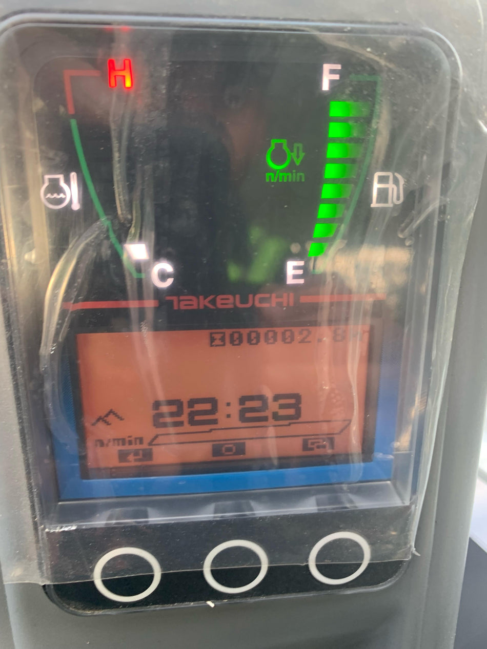 2022 TAKEUCHI TB235-2R