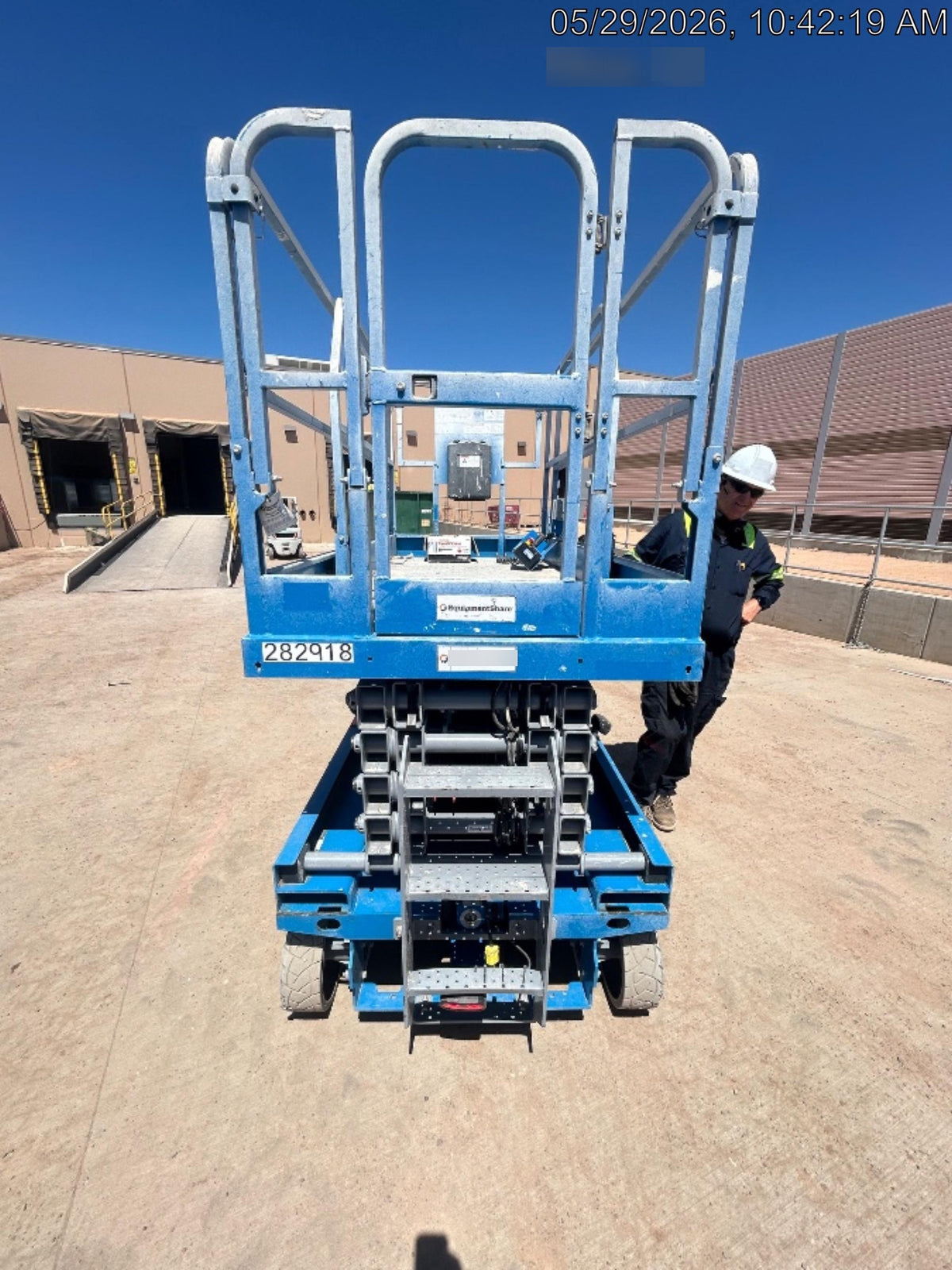 2022 GENIE GS-3246