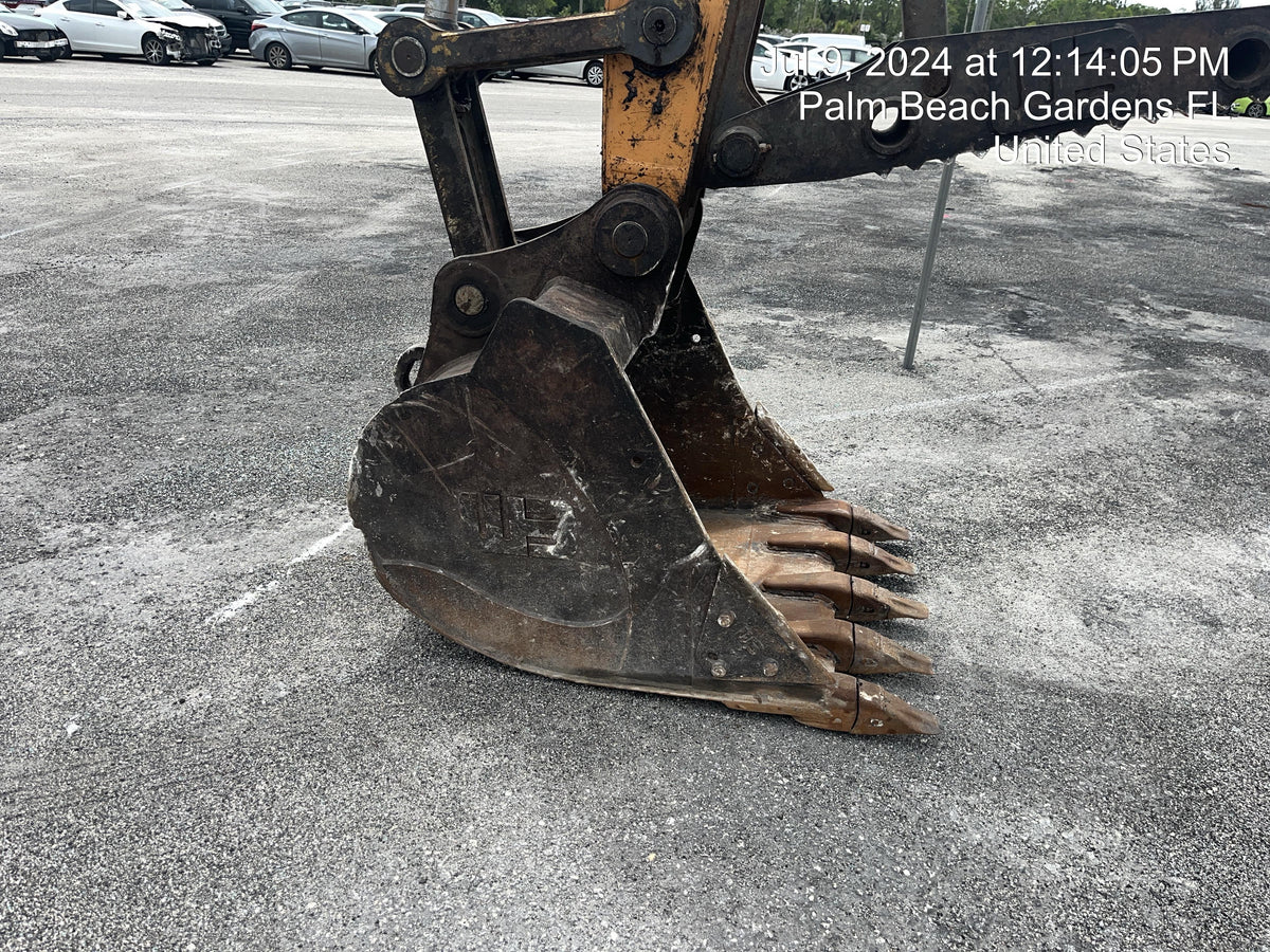 2019 WERK-BRAU 36" Bucket, 15K-19K Excavator - Werk-Brau